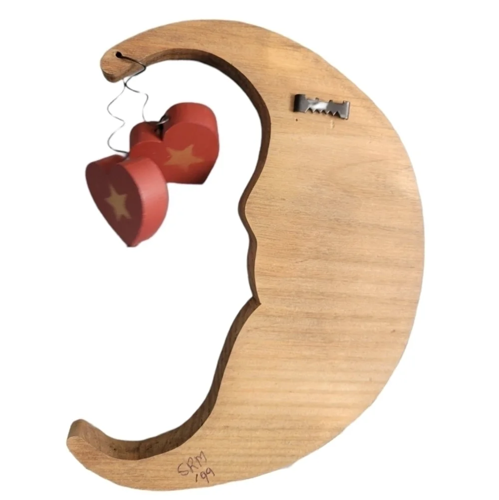 Wooden Santa With Hearts Folk Art Wall Decor